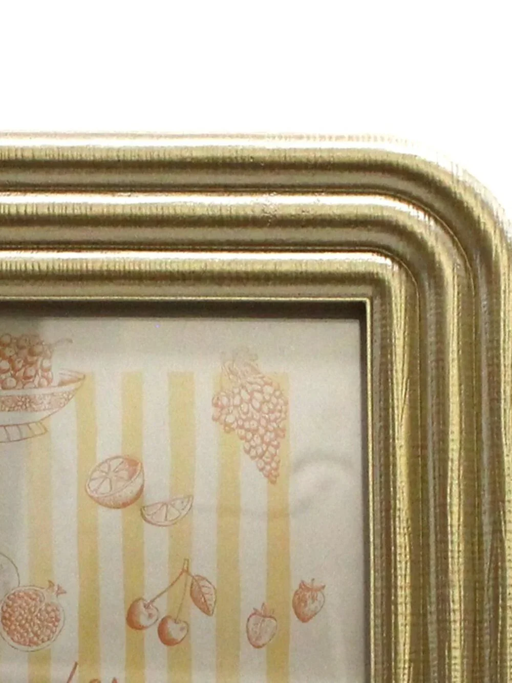 5x7 Gold Ribbed Tabletop Picture Frame - Picture 5 of 5